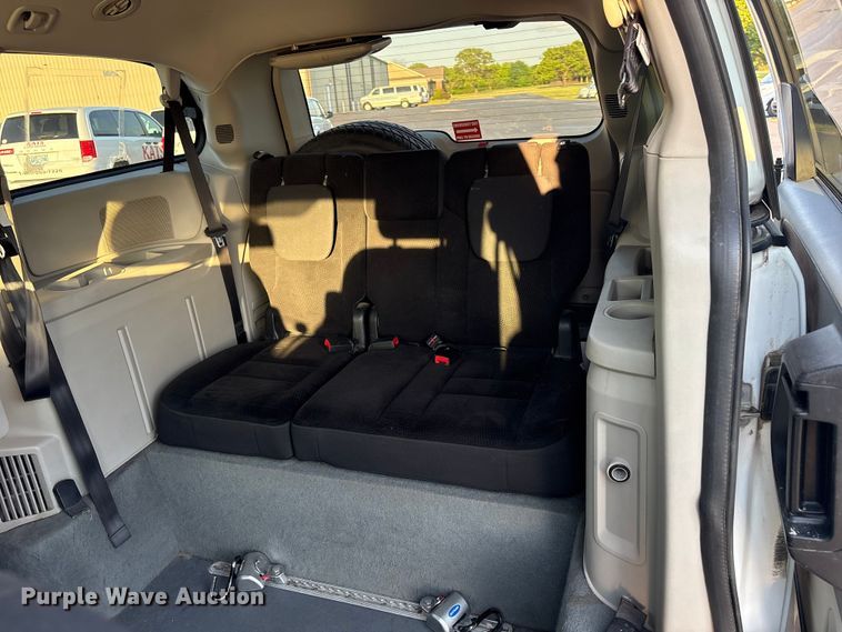 image for item NK9082 2018 Dodge Grand Caravan handicap accessible van