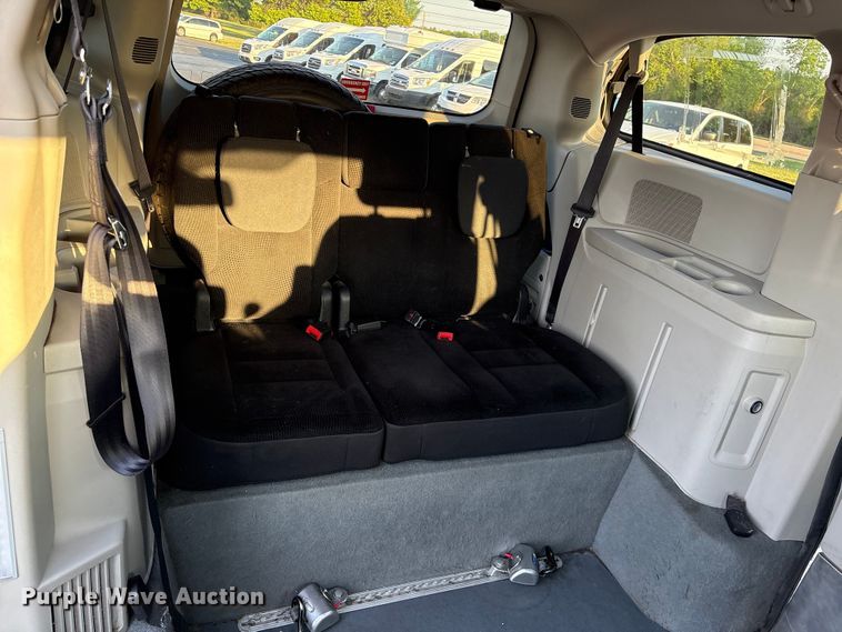 image for item NK9082 2018 Dodge Grand Caravan handicap accessible van