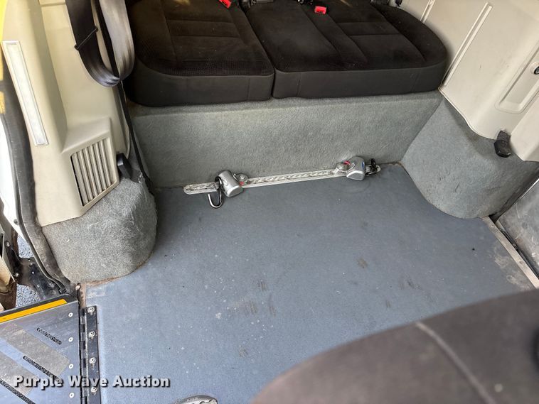 image for item NK9082 2018 Dodge Grand Caravan handicap accessible van