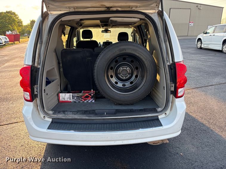 image for item NK9082 2018 Dodge Grand Caravan handicap accessible van