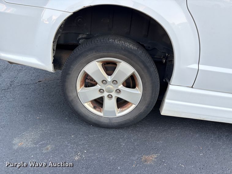 image for item NK9082 2018 Dodge Grand Caravan handicap accessible van