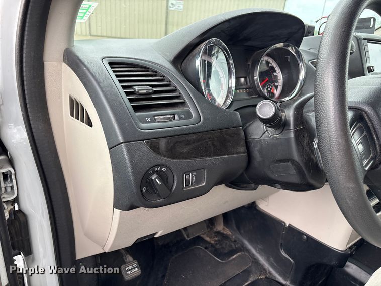 image for item NK9083 2019 Dodge Grand Caravan handicap accessible van