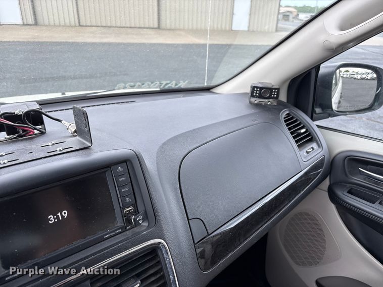 image for item NK9083 2019 Dodge Grand Caravan handicap accessible van