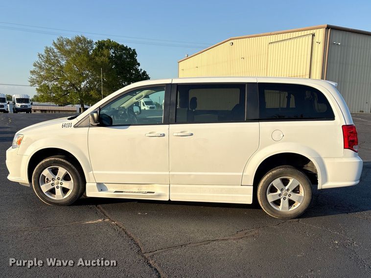 image for item NK9084 2018 Dodge Grand Caravan handicap accessible van