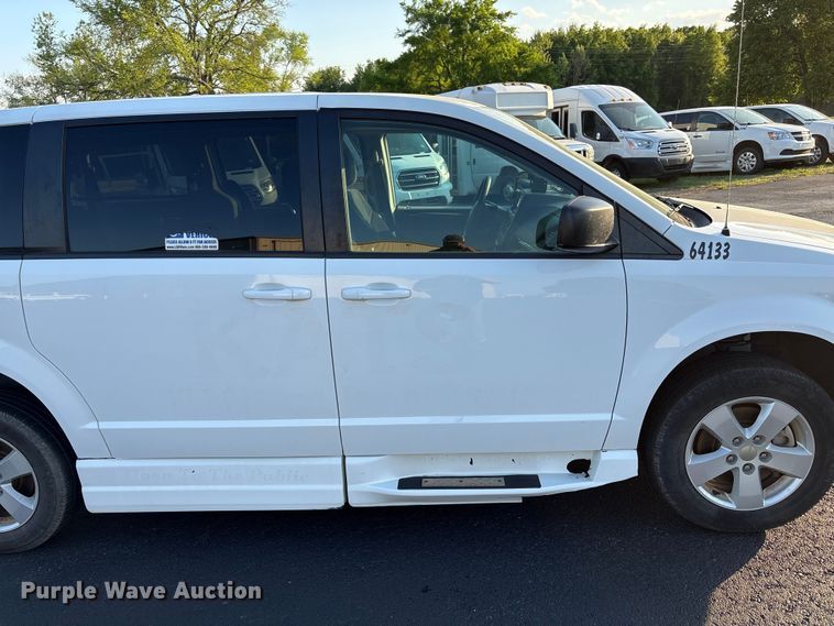 image for item NK9084 2018 Dodge Grand Caravan handicap accessible van