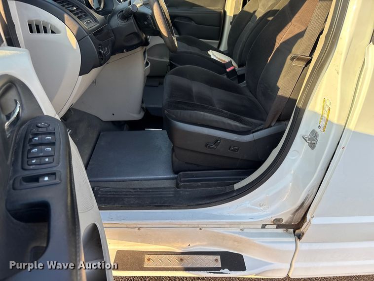 image for item NK9084 2018 Dodge Grand Caravan handicap accessible van