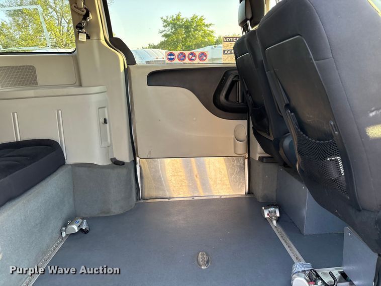 image for item NK9084 2018 Dodge Grand Caravan handicap accessible van