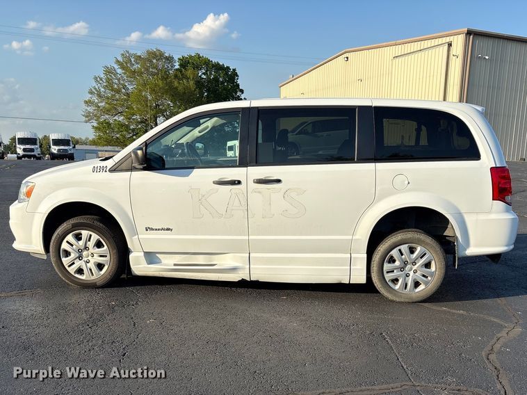 image for item NK9085 2019 Dodge Grand Caravan handicap accessible van