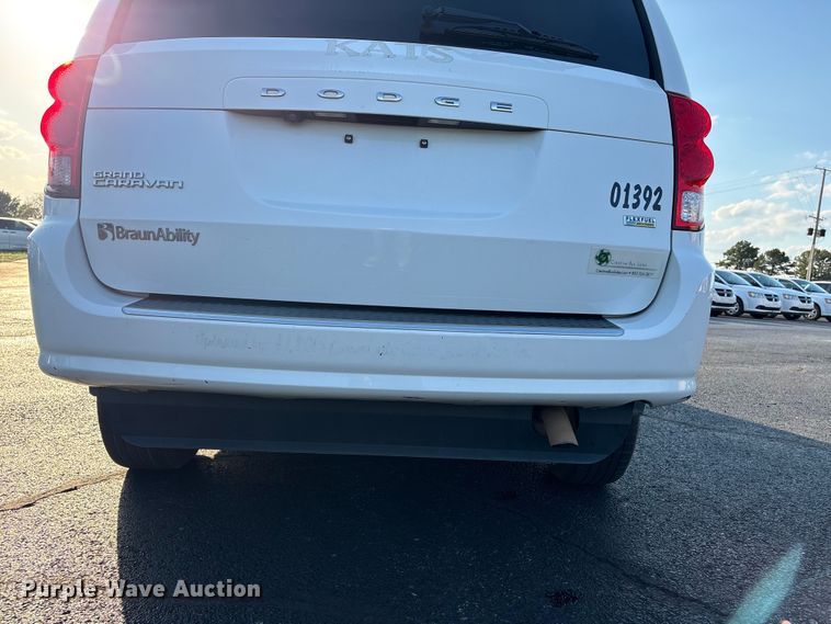 image for item NK9085 2019 Dodge Grand Caravan handicap accessible van