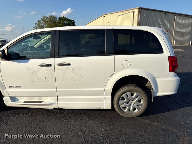 image for item NK9085 2019 Dodge Grand Caravan handicap accessible van