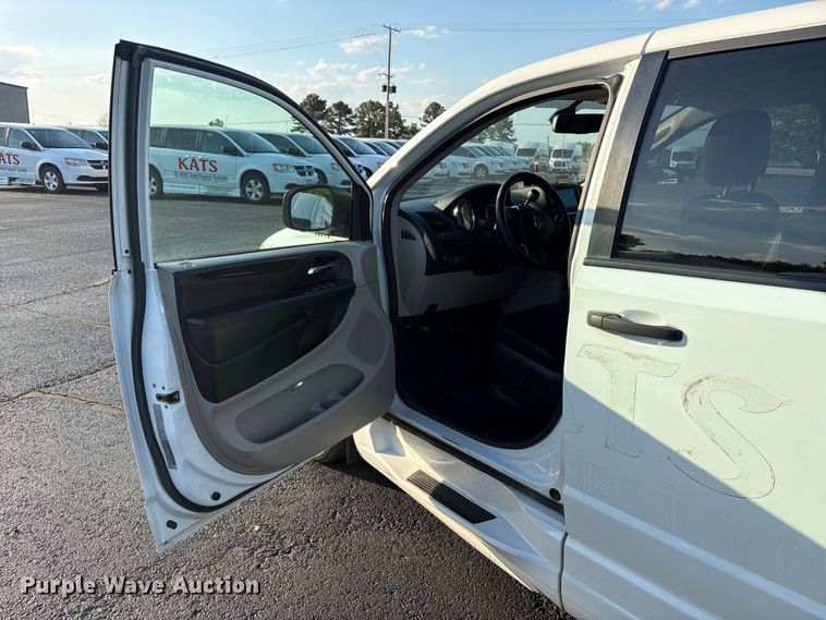 image for item NK9085 2019 Dodge Grand Caravan handicap accessible van