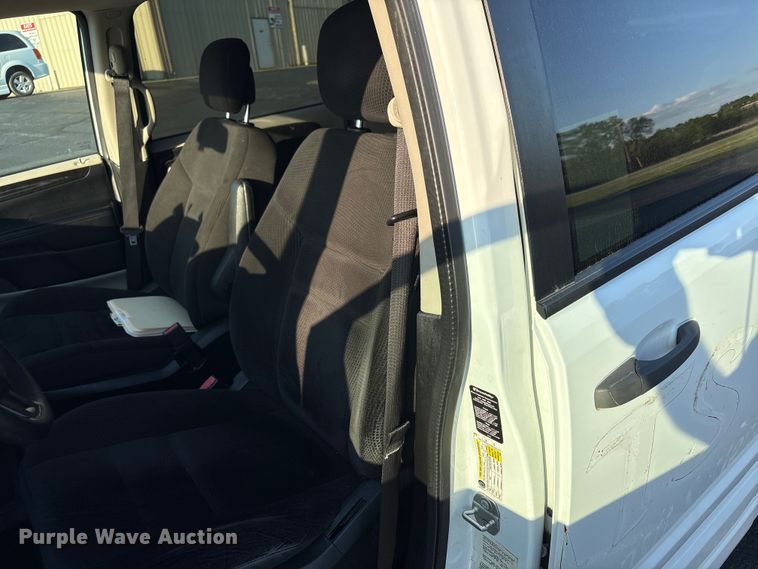 image for item NK9085 2019 Dodge Grand Caravan handicap accessible van