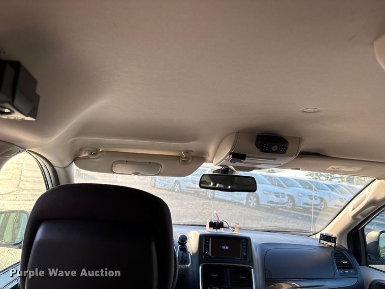 image for item NK9085 2019 Dodge Grand Caravan handicap accessible van