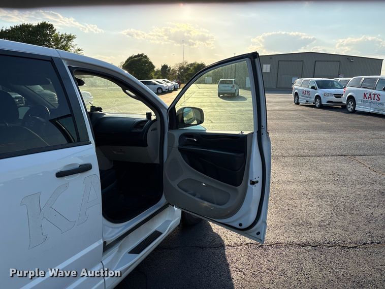 image for item NK9085 2019 Dodge Grand Caravan handicap accessible van