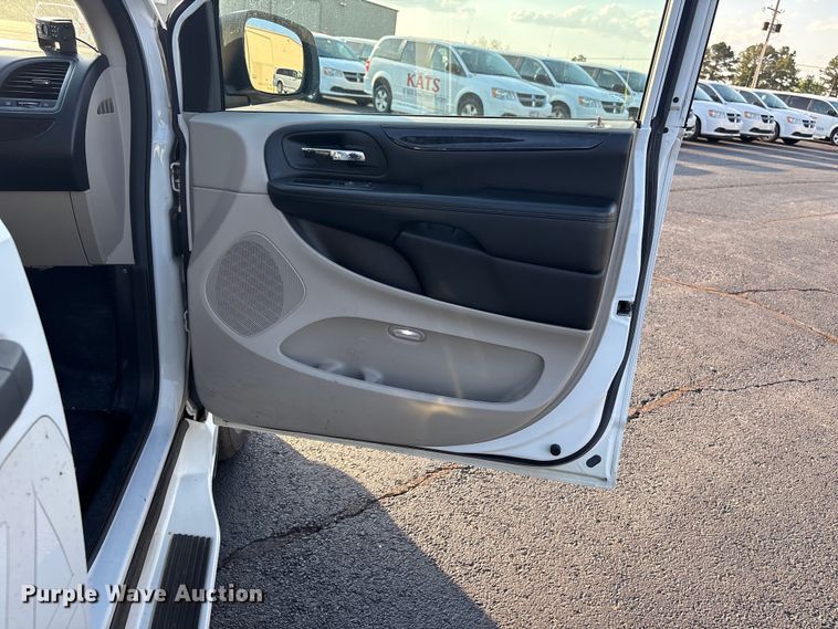 image for item NK9085 2019 Dodge Grand Caravan handicap accessible van