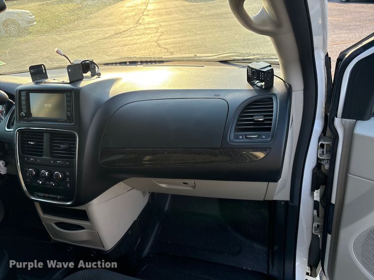 image for item NK9085 2019 Dodge Grand Caravan handicap accessible van