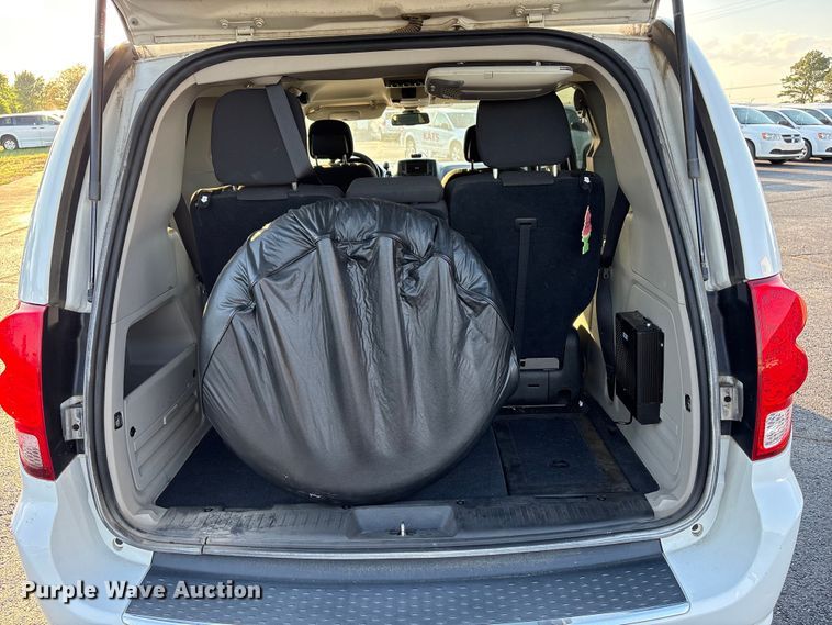 image for item NK9085 2019 Dodge Grand Caravan handicap accessible van