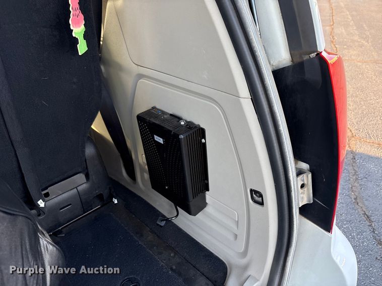 image for item NK9085 2019 Dodge Grand Caravan handicap accessible van