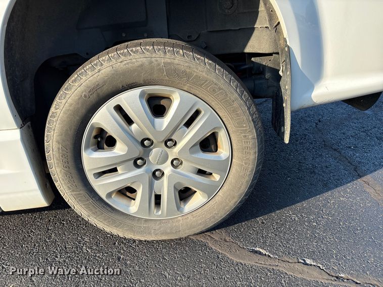 image for item NK9085 2019 Dodge Grand Caravan handicap accessible van