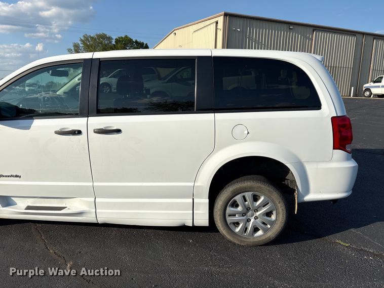 image for item NK9086 2019 Dodge Grand Caravan handicap accessible van
