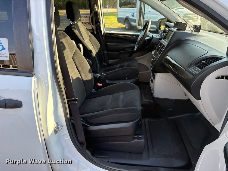 image for item NK9086 2019 Dodge Grand Caravan handicap accessible van