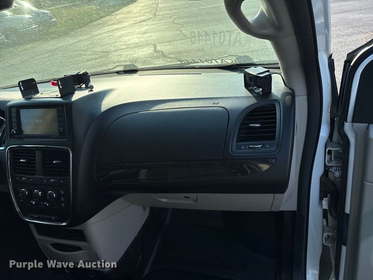 image for item NK9086 2019 Dodge Grand Caravan handicap accessible van