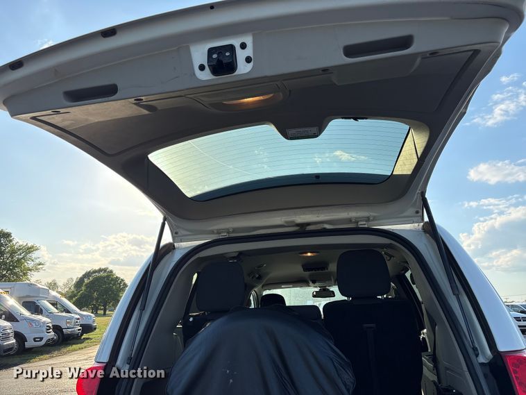 image for item NK9086 2019 Dodge Grand Caravan handicap accessible van