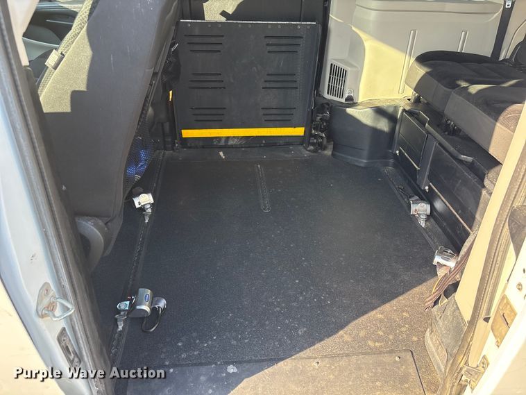 image for item NK9086 2019 Dodge Grand Caravan handicap accessible van