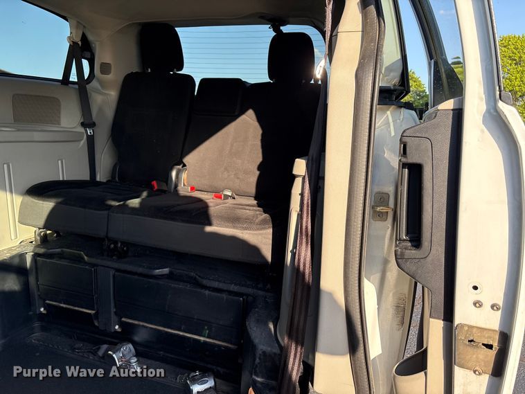 image for item NK9086 2019 Dodge Grand Caravan handicap accessible van