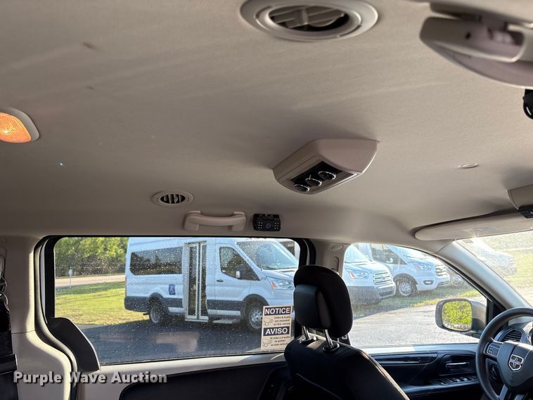 image for item NK9086 2019 Dodge Grand Caravan handicap accessible van
