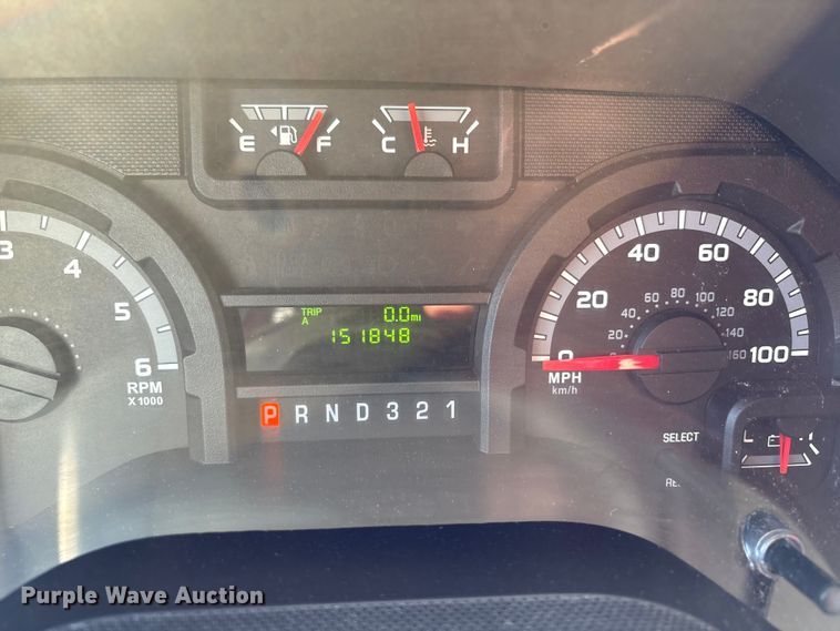 image for item NK9088 2015 Ford E450 shuttle bus