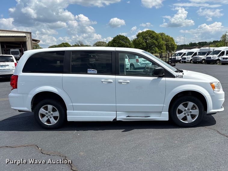 image for item NK9092 2018 Dodge Grand Caravan handicap accessible van