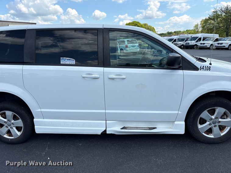 image for item NK9092 2018 Dodge Grand Caravan handicap accessible van