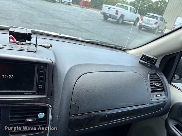 image for item NK9092 2018 Dodge Grand Caravan handicap accessible van