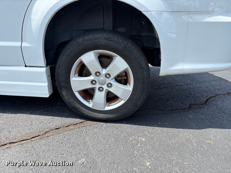 image for item NK9092 2018 Dodge Grand Caravan handicap accessible van