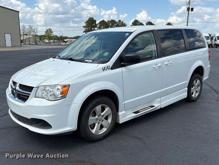 image for item NK9093 2018 Dodge Grand Caravan handicap accessible van