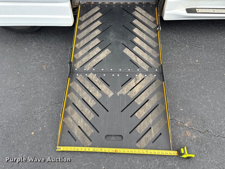 image for item NK9093 2018 Dodge Grand Caravan handicap accessible van