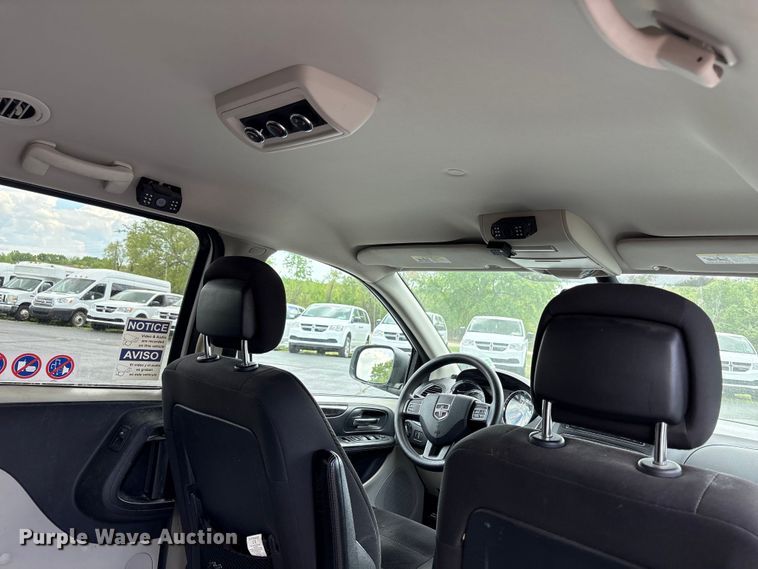 image for item NK9093 2018 Dodge Grand Caravan handicap accessible van