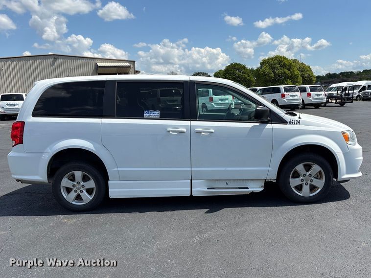 image for item NK9094 2018 Dodge Grand Caravan handicap accessible van