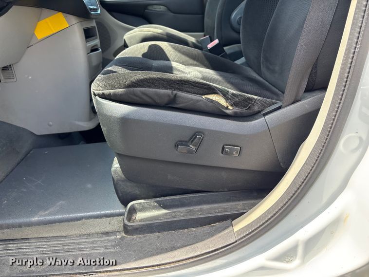 image for item NK9094 2018 Dodge Grand Caravan handicap accessible van