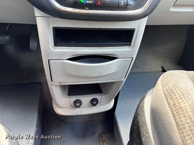 image for item NK9094 2018 Dodge Grand Caravan handicap accessible van