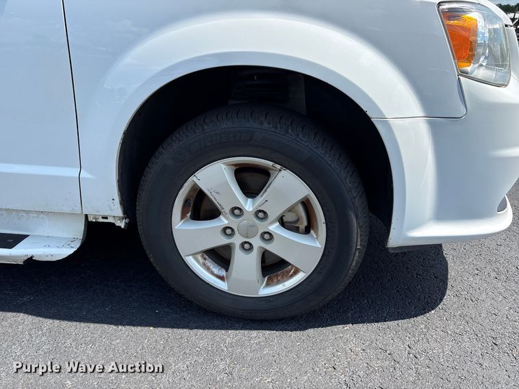 image for item NK9094 2018 Dodge Grand Caravan handicap accessible van