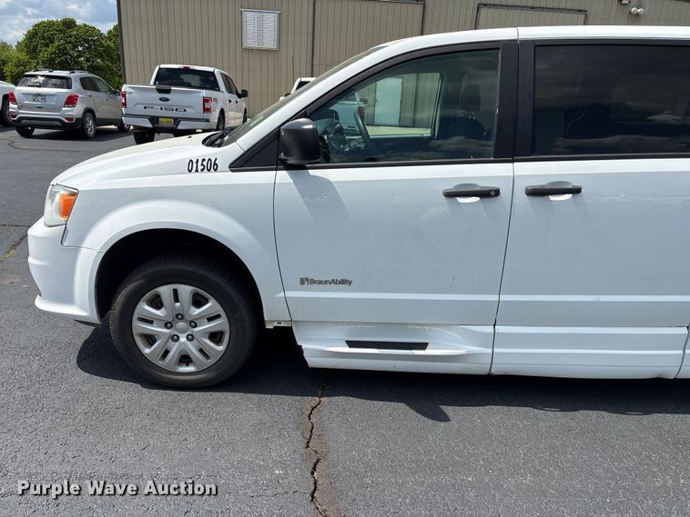 image for item NK9095 2019 Dodge Grand Caravan handicap accessible van