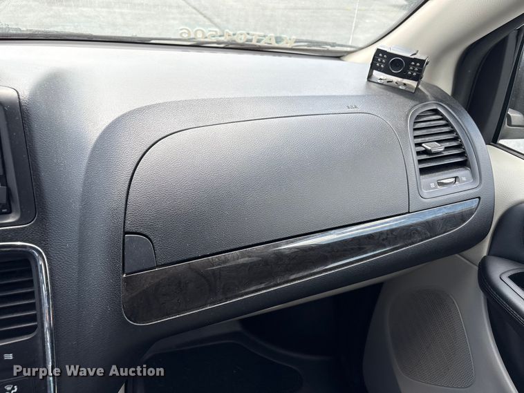 image for item NK9095 2019 Dodge Grand Caravan handicap accessible van