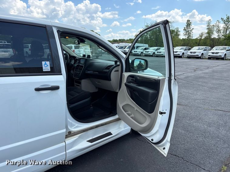 image for item NK9095 2019 Dodge Grand Caravan handicap accessible van