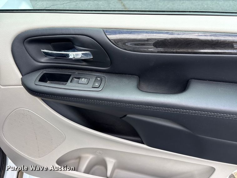 image for item NK9095 2019 Dodge Grand Caravan handicap accessible van