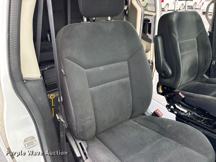 image for item NK9095 2019 Dodge Grand Caravan handicap accessible van