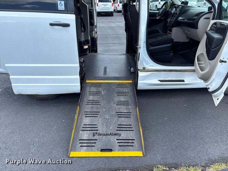 image for item NK9095 2019 Dodge Grand Caravan handicap accessible van
