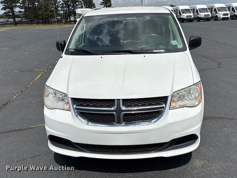image for item NK9096 2015 Dodge Grand Caravan van
