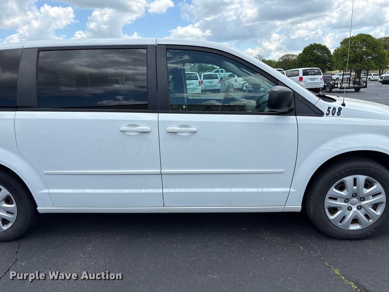 image for item NK9096 2015 Dodge Grand Caravan van